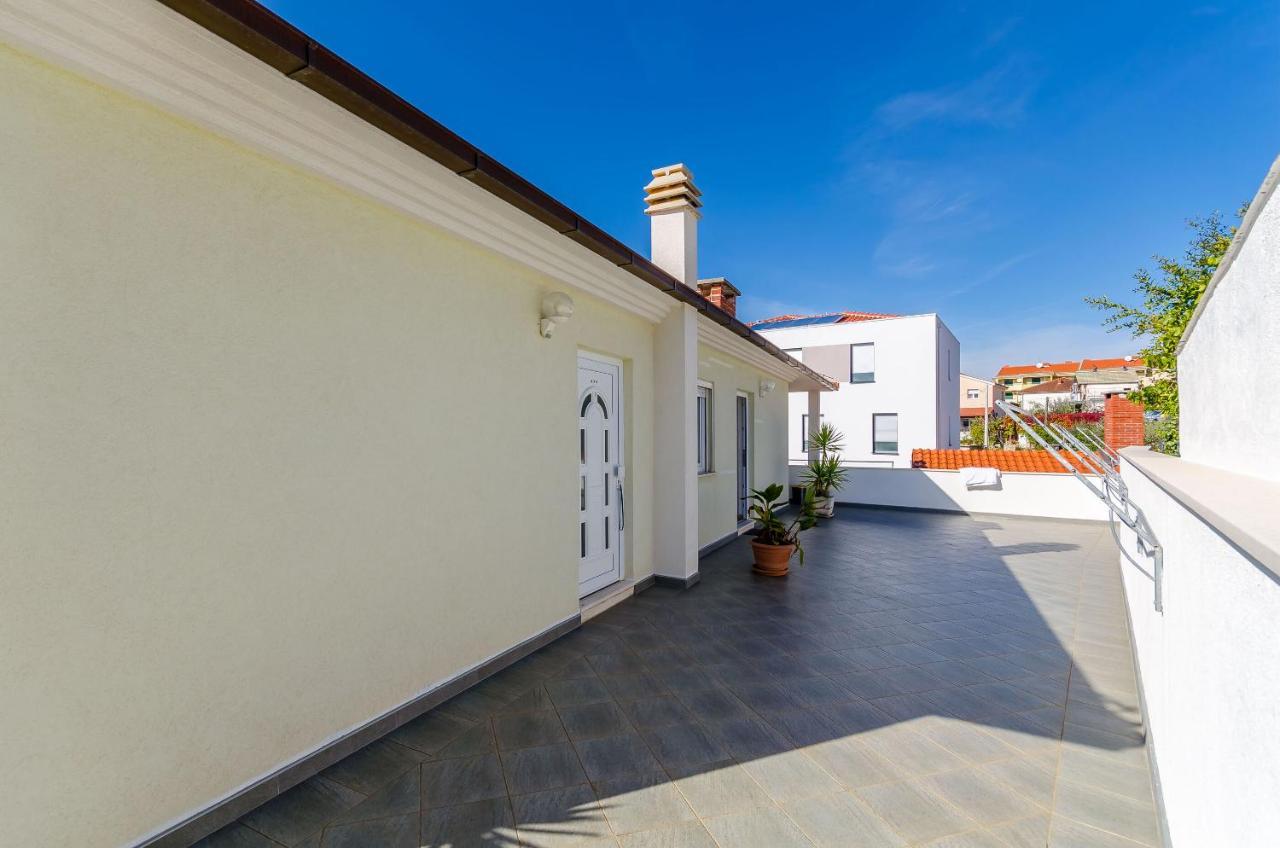 Apartments Palm Tree Trogir Exterior foto