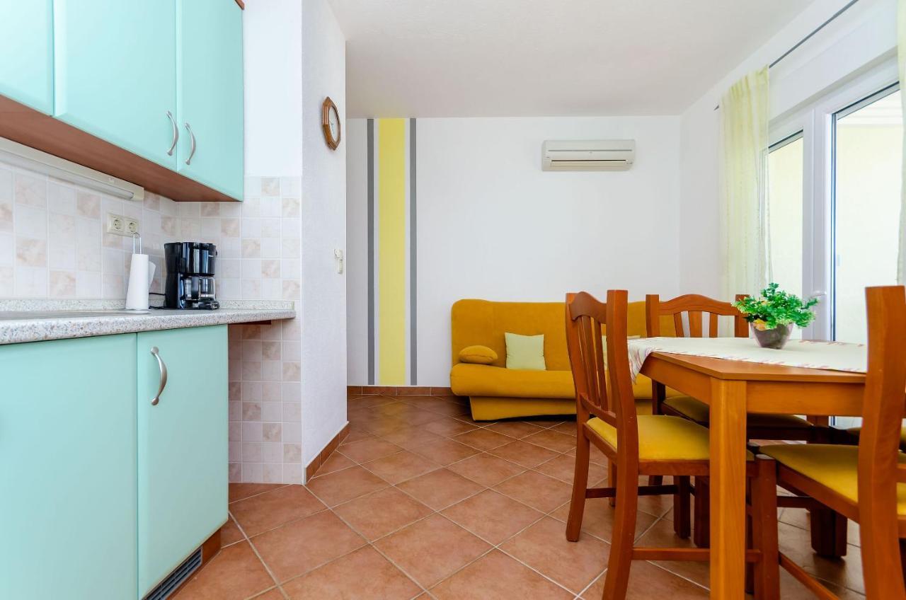 Apartments Palm Tree Trogir Exterior foto