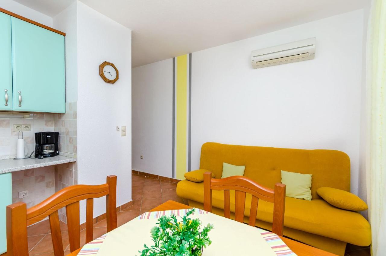 Apartments Palm Tree Trogir Exterior foto