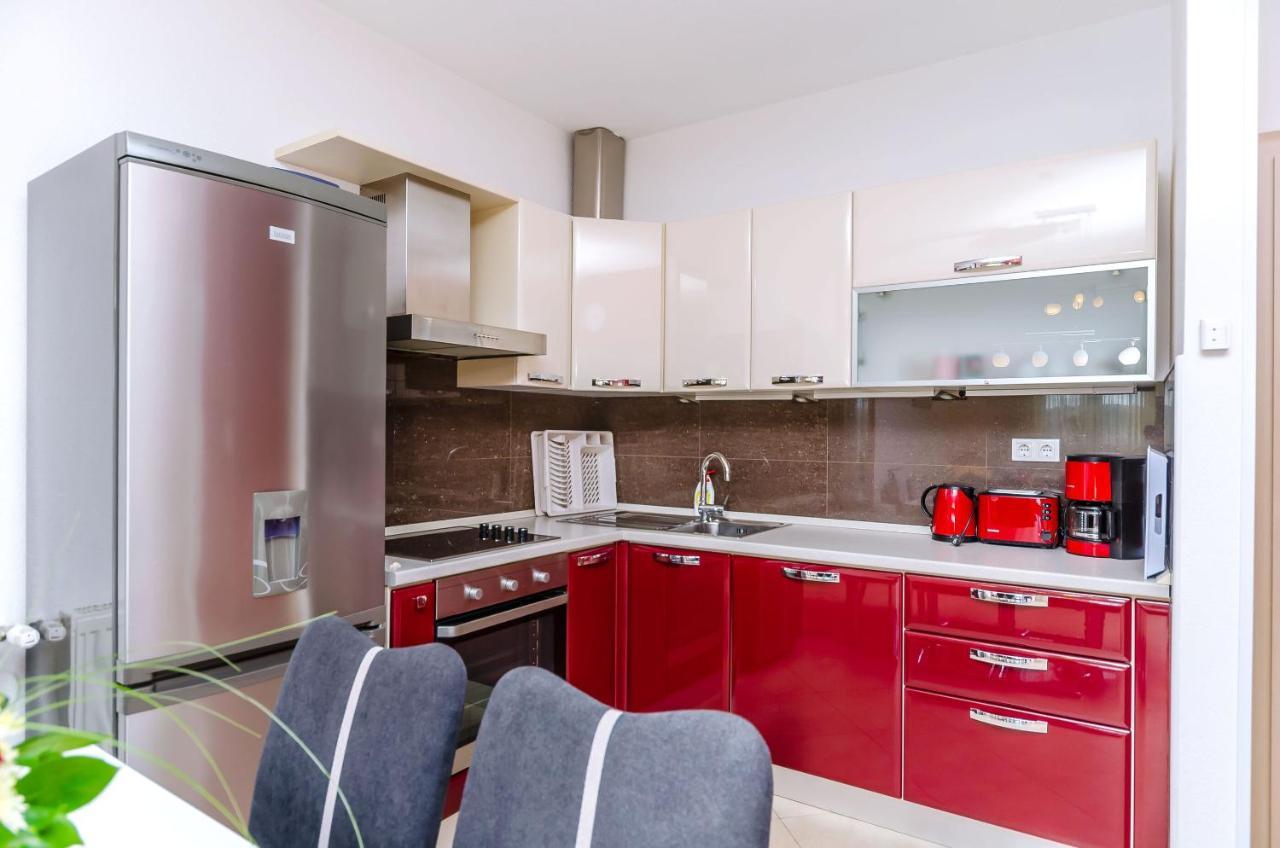 Apartments Palm Tree Trogir Exterior foto